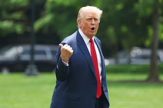 「米2大公共放送は急進左派の惨事」　トランプ氏が資金拠出停止へ　米下院、関連法案可決